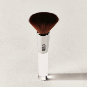 Kabuki-brush-idun-minerals