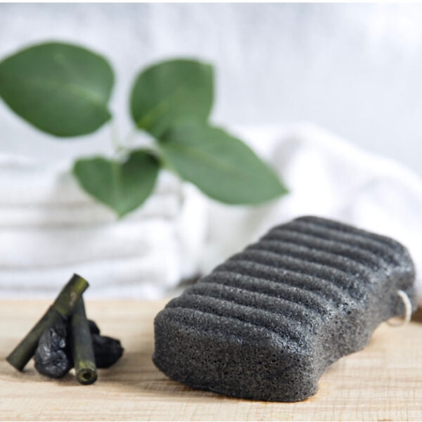 organic-konjac-svamp-bamboo-charcoal-uren-hud-krop