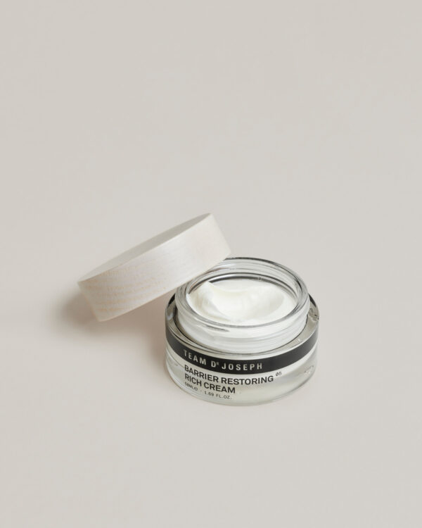 team-dr-joseph-barrier-restoring-rich-cream