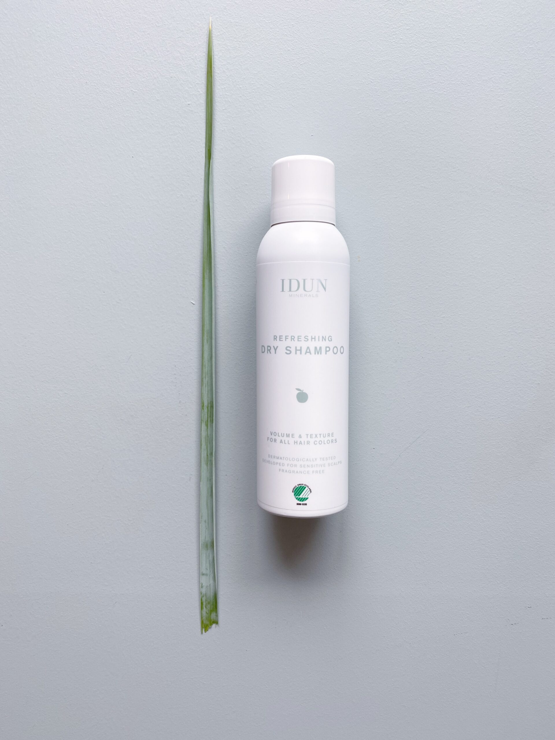 Specificitet tilstrækkelig Horn Refreshing Dry Shampoo// Tørshampoo - 200 ml fra Idun