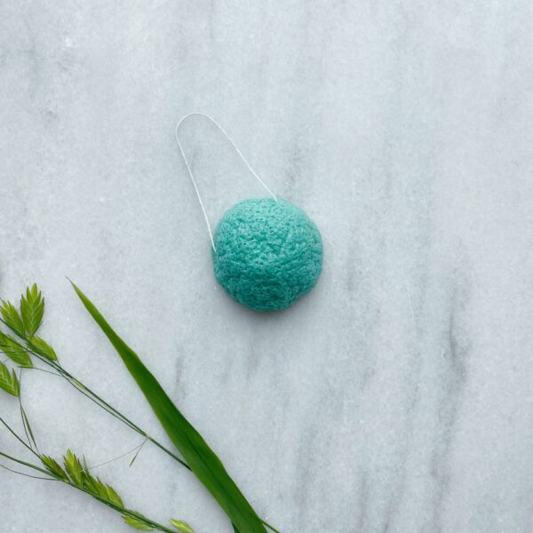 organic-konjac-svamp-peppermint-fedtet-hud