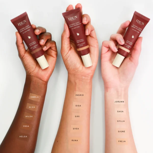 Idun-minerals-hydra-soft-mineral-foundation